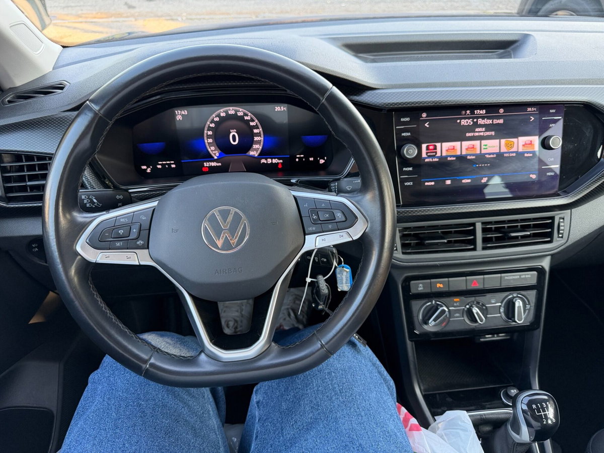 Volkswagen T-Cross 1.0 TSI 110 CV Sport (17)