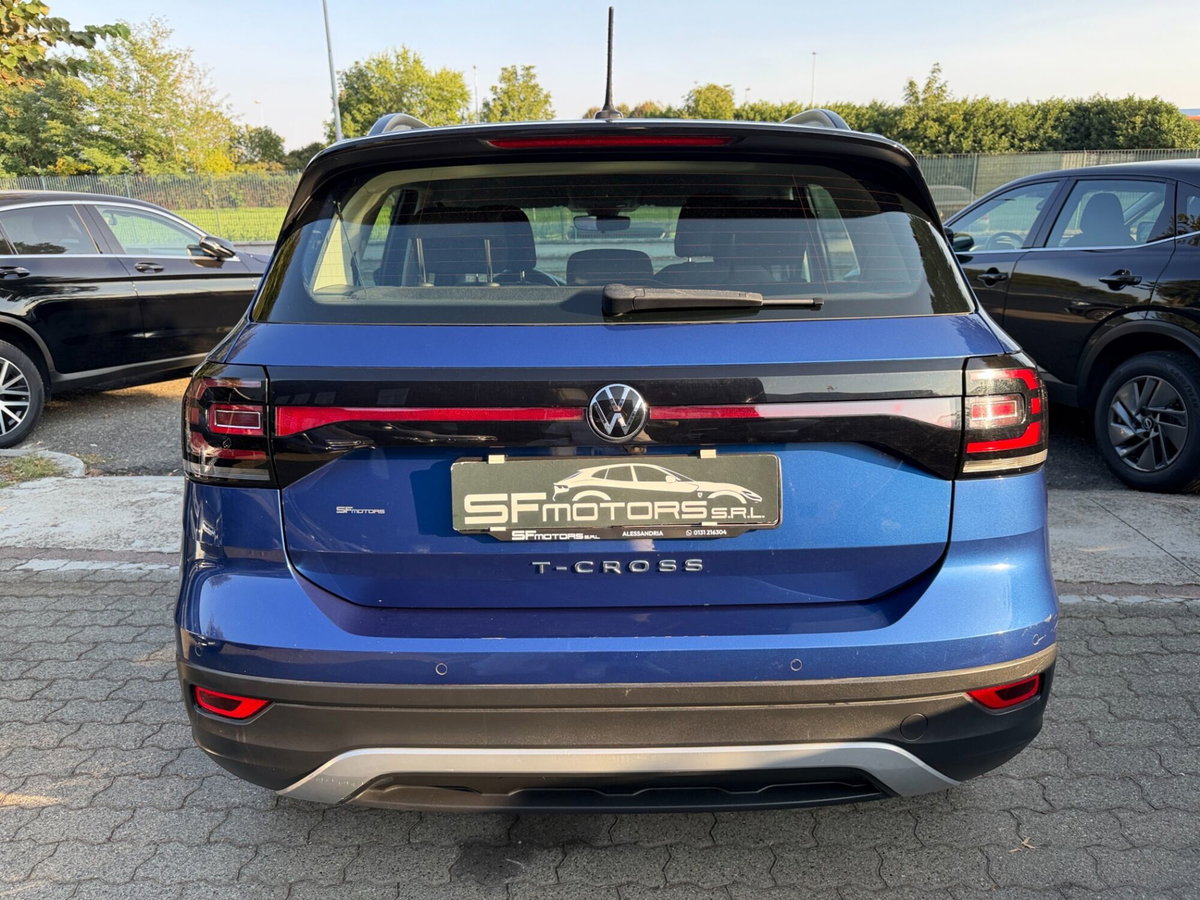 Volkswagen T-Cross 1.0 TSI 110 CV Sport (5)