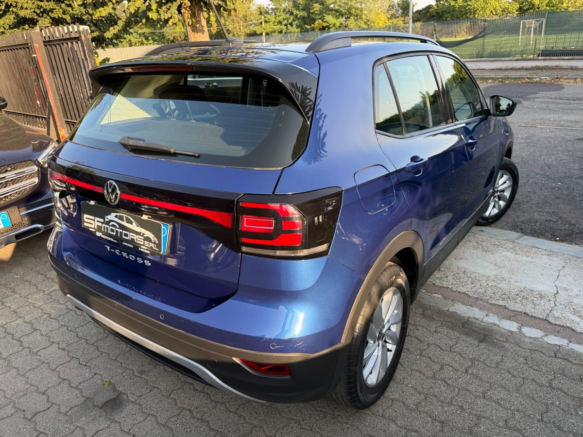 Volkswagen T-Cross 1.0 TSI 110 CV Sport (6)