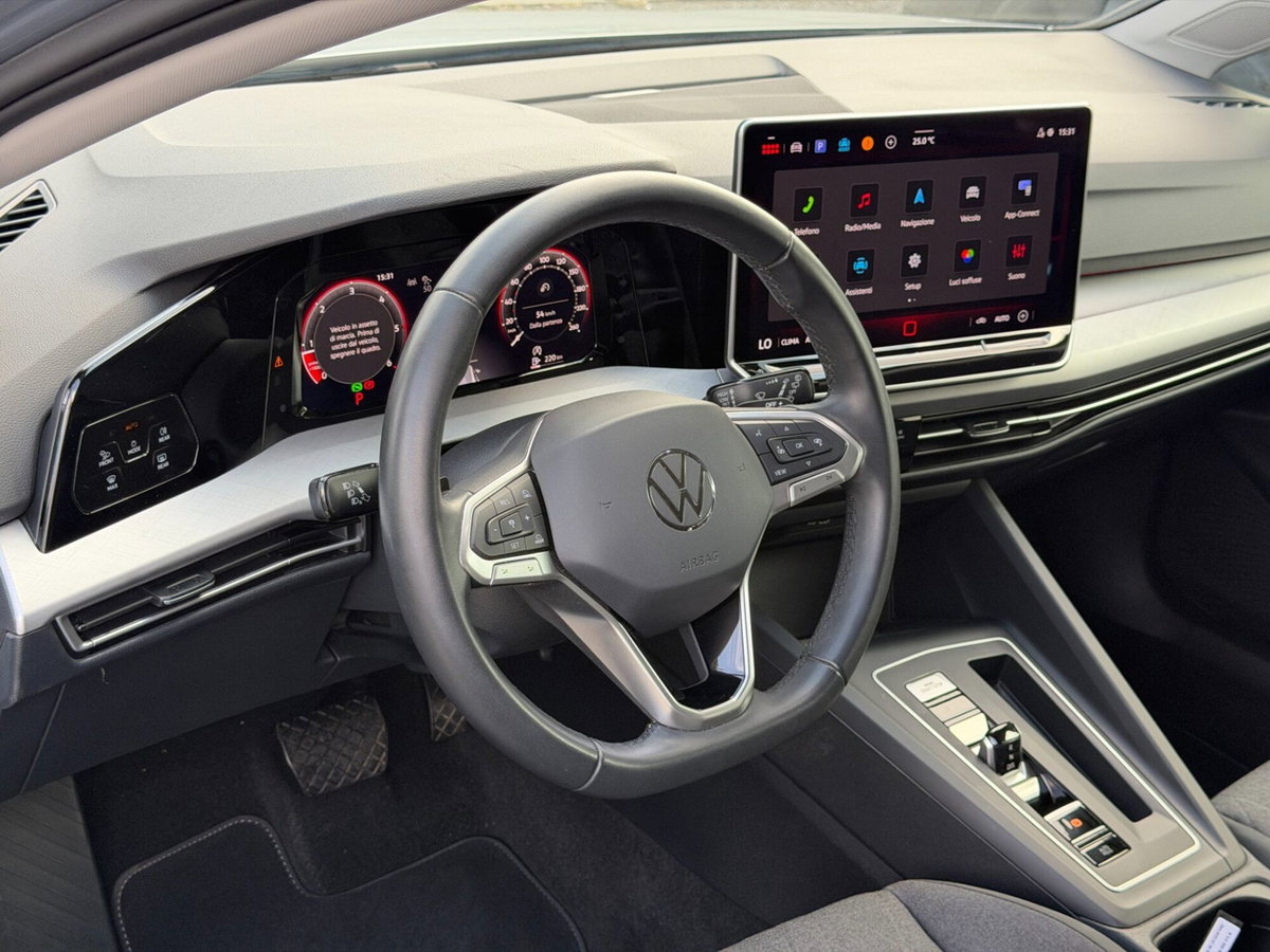 Volkswagen Golf 2.0 TDI 150 CV DSG SCR R-Line (10)