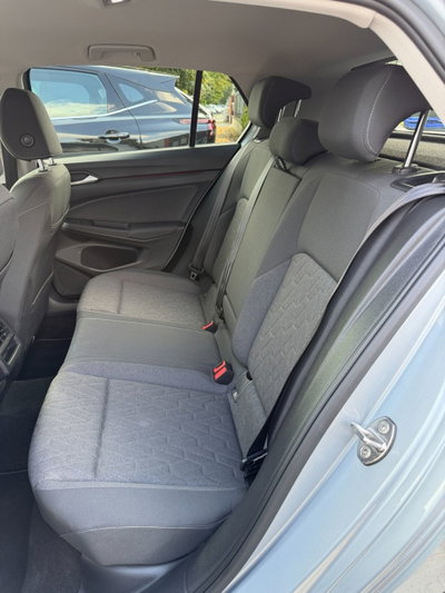 Volkswagen Golf 2.0 TDI 150 CV DSG SCR R-Line (11)