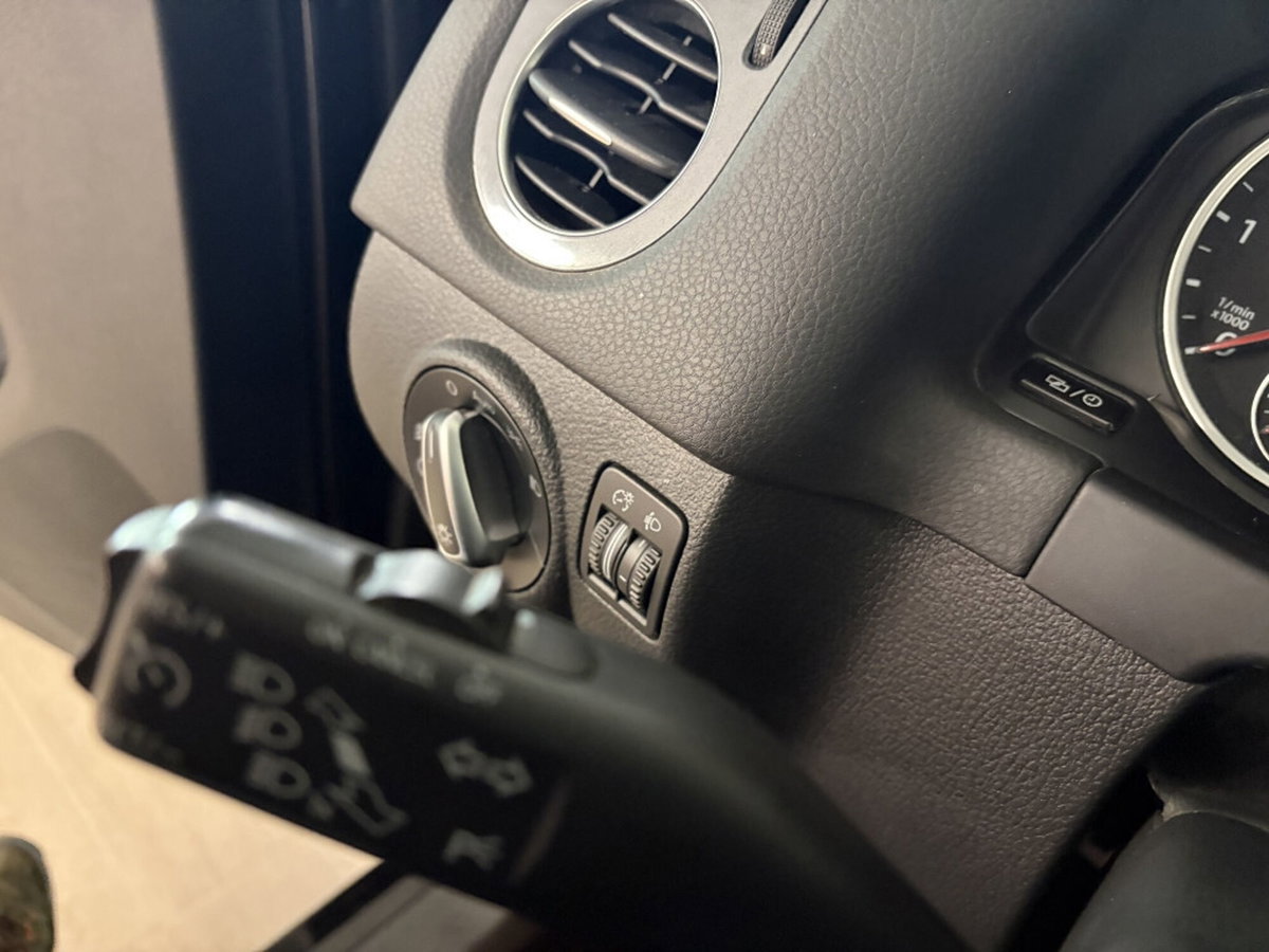 Volkswagen Tiguan 2.0 tdi Edition 150cv dsg (15)