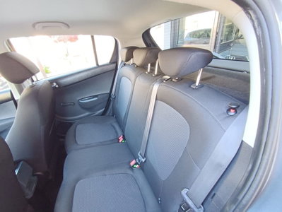 Hyundai i20 1.1 CRDi 5p. Classic (8)