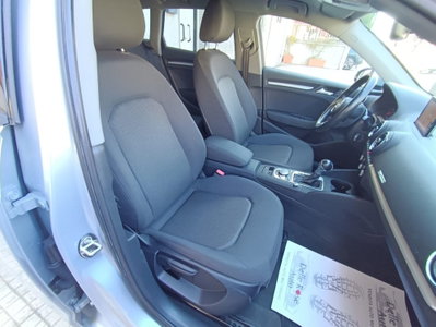 Audi A3 Sportback 1.6 TDI S tronic Business (16)
