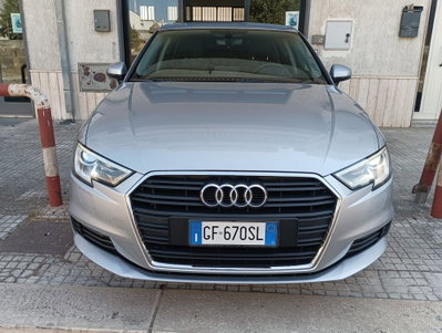 Audi A3 Sportback 1.6 TDI S tronic Business (2)