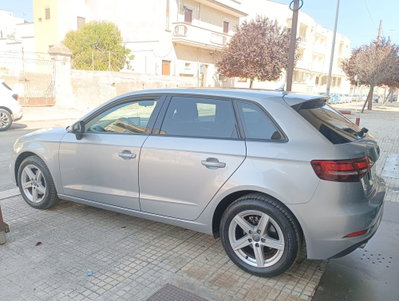 Audi A3 Sportback 1.6 TDI S tronic Business (4)