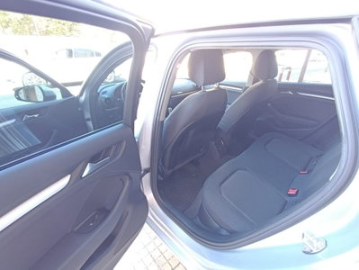 Audi A3 Sportback 1.6 TDI S tronic Business (9)