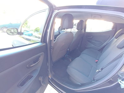 Lancia Ypsilon 1.2 69 CV 5 porte Elefantino Blu (10)