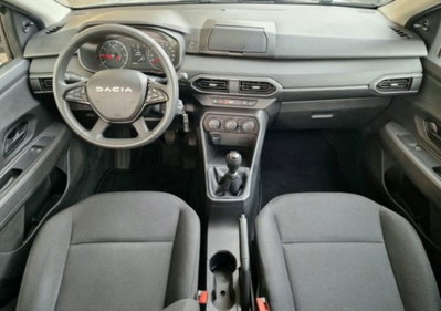 Dacia Jogger Jogger 1.0 TCe GPL 100 CV 5 posti Essential (10)