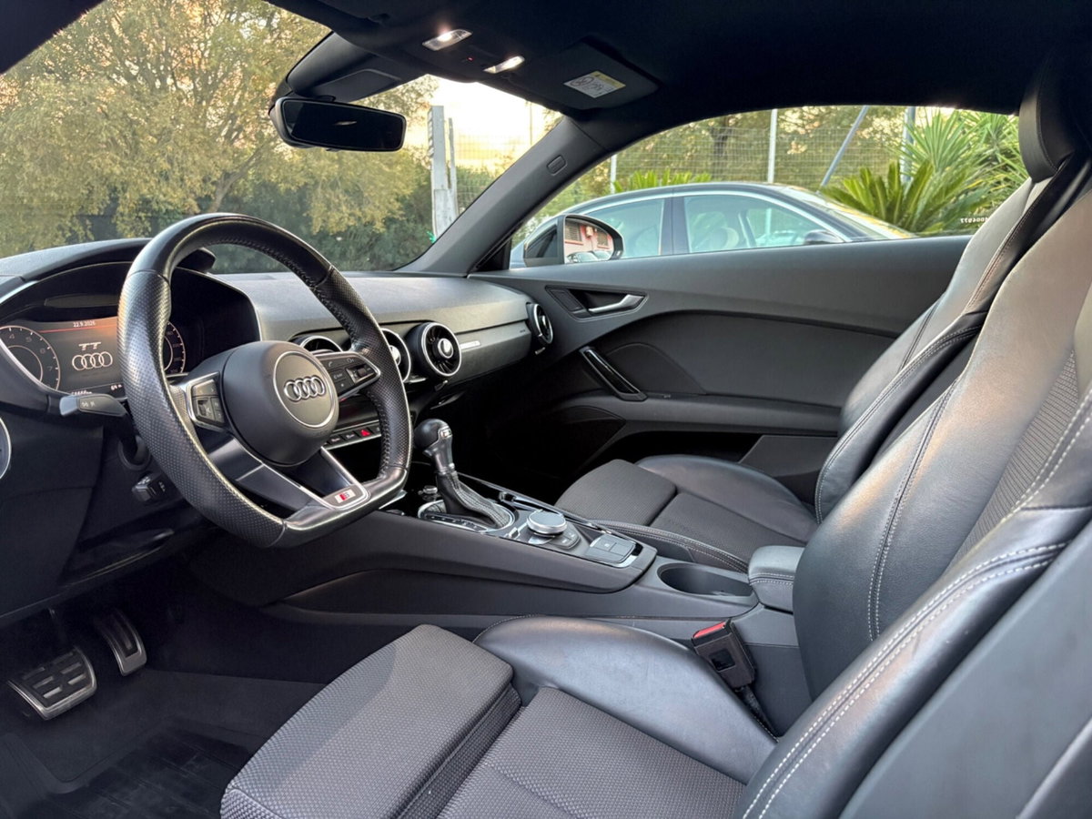 Audi TT Coupé 45 TFSI S tronic (17)