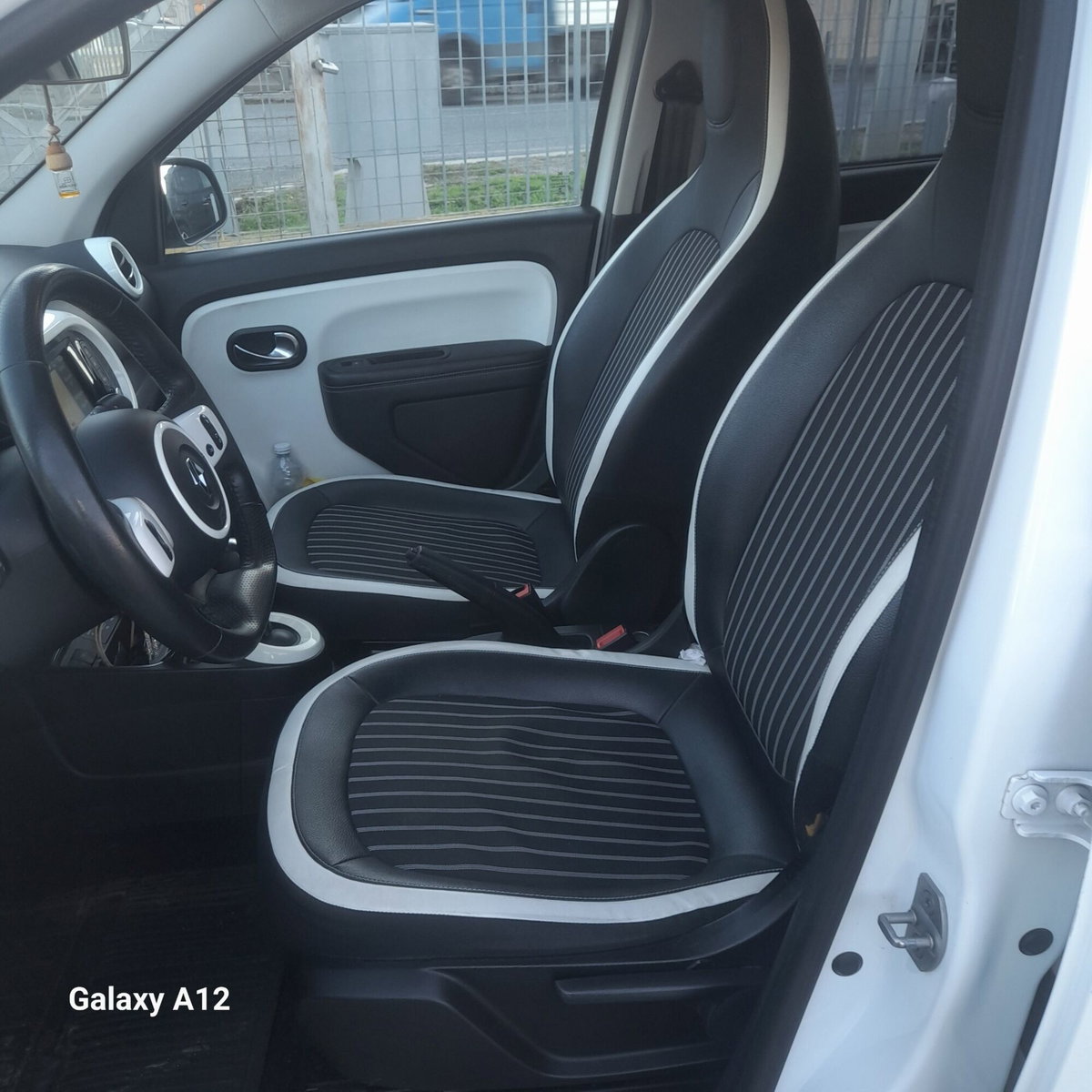 Renault Twingo Electric Intens (10)
