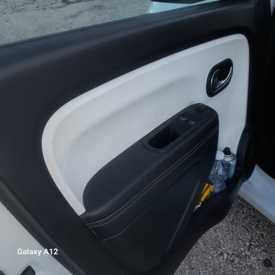 Renault Twingo Electric Intens (11)