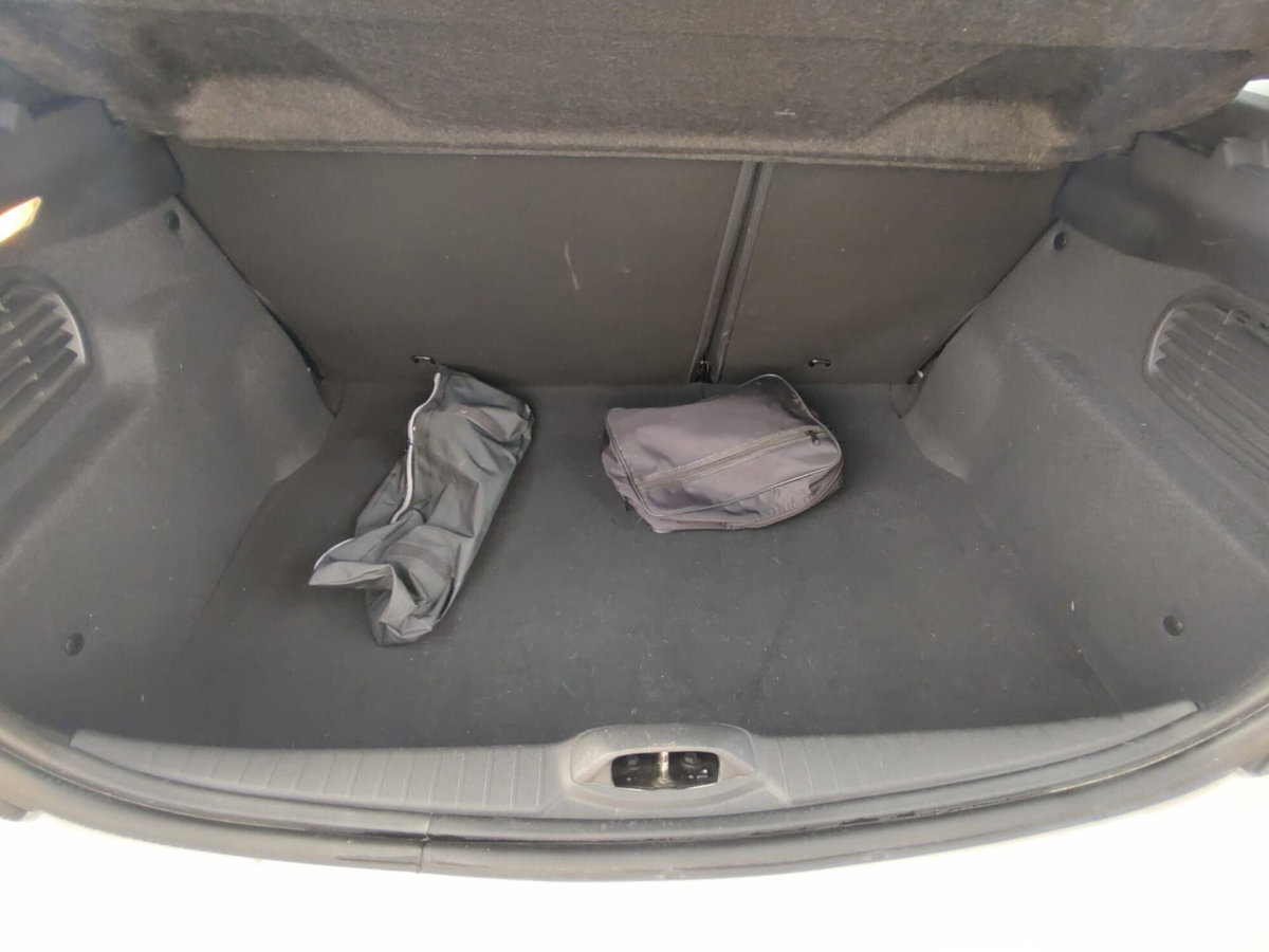 Peugeot 208 82 5p. GPL Active (18)