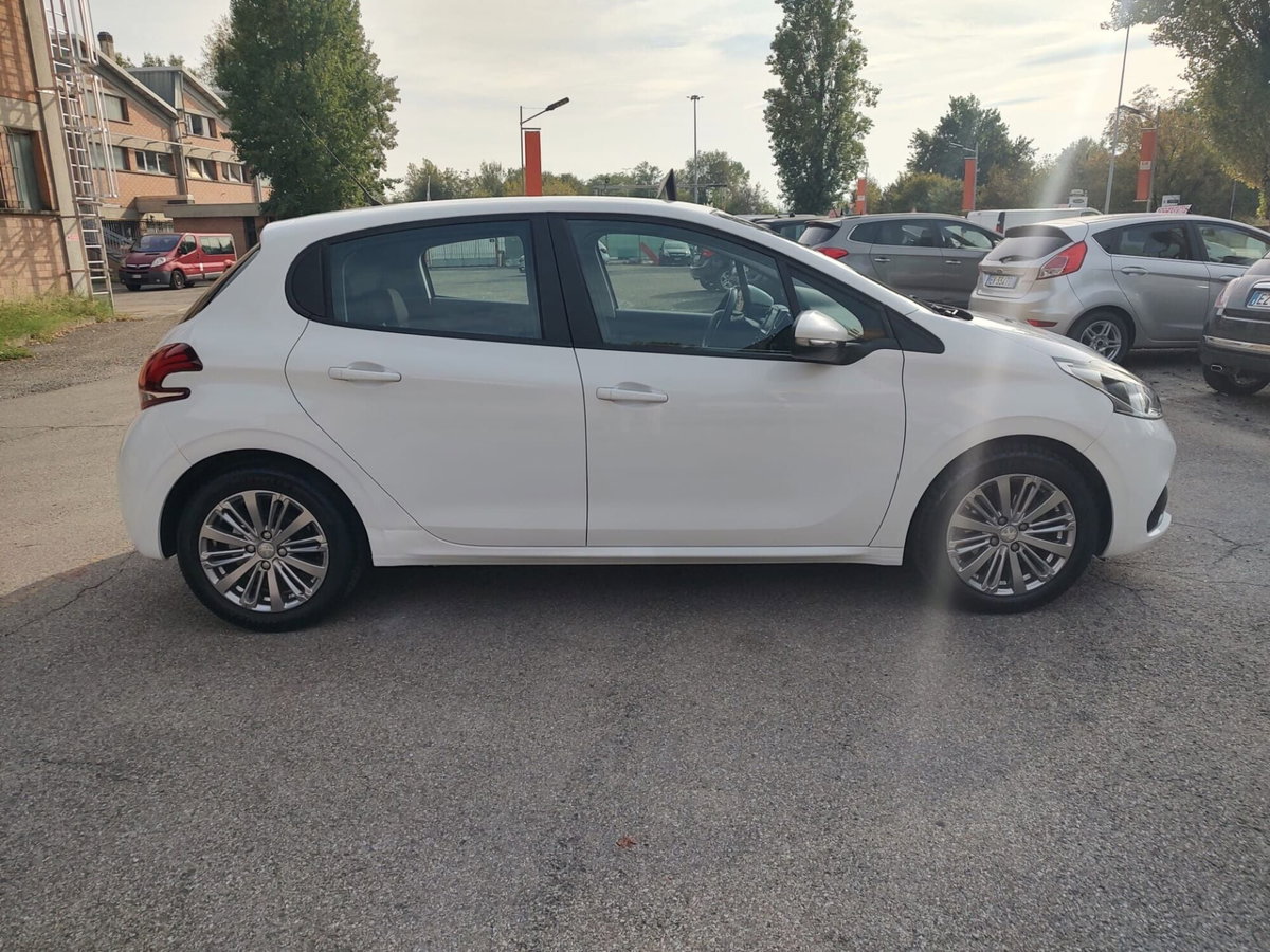 Peugeot 208 82 5p. GPL Active (2)