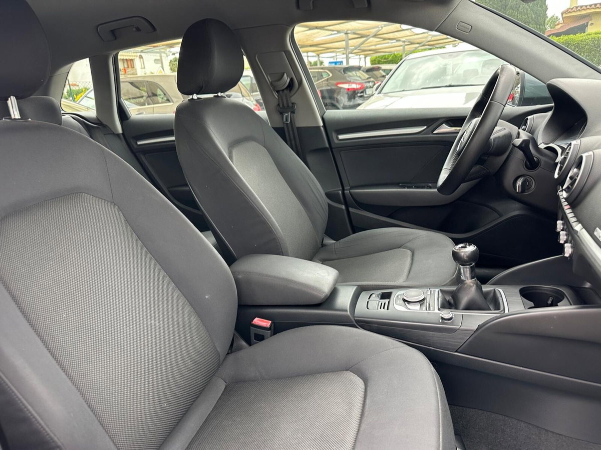 Audi A3 1.6 TDI ultra Attraction (15)