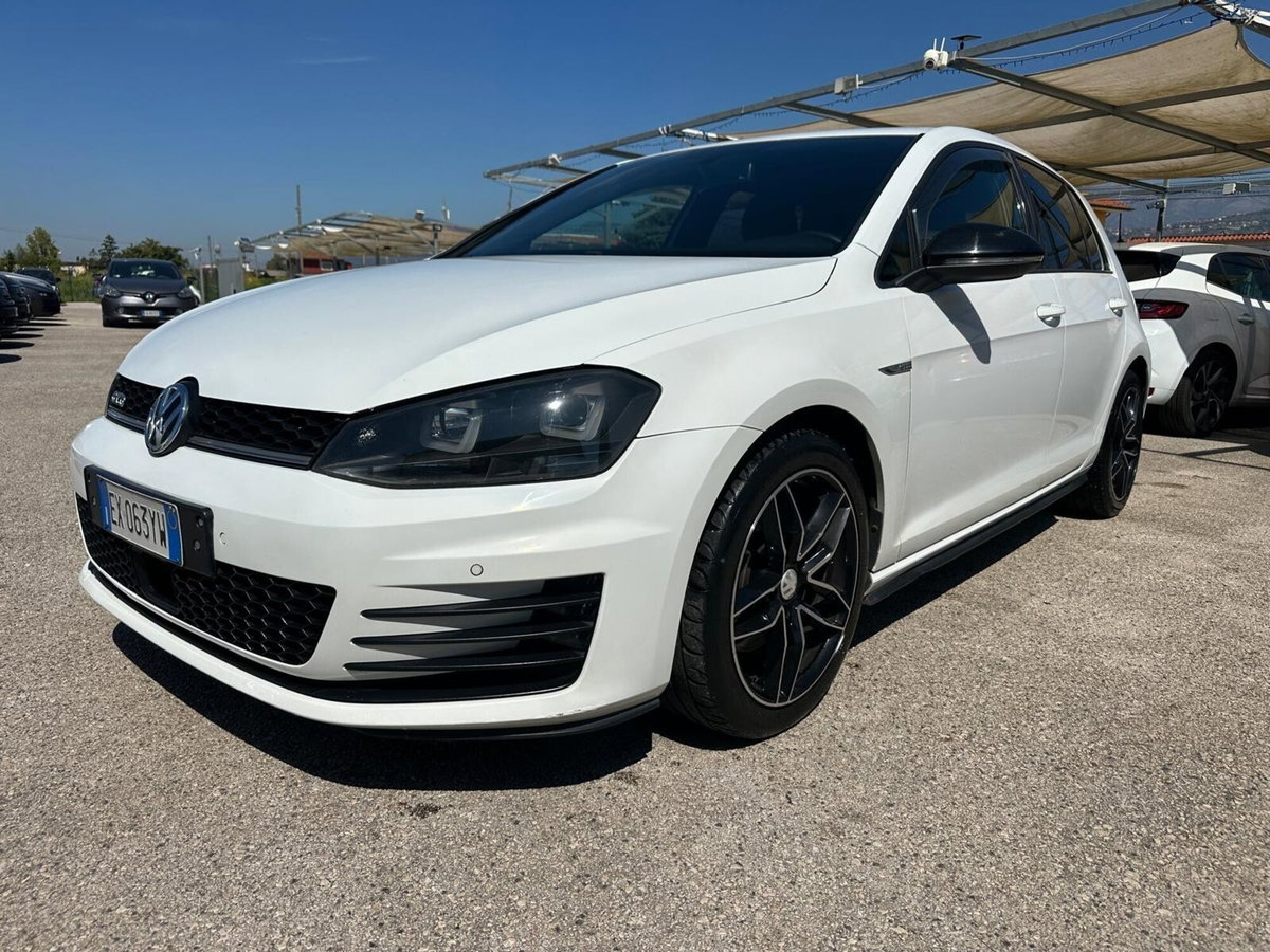 Volkswagen Golf GTD 2.0 TDI DSG 5p. BlueMotion Technology (9)