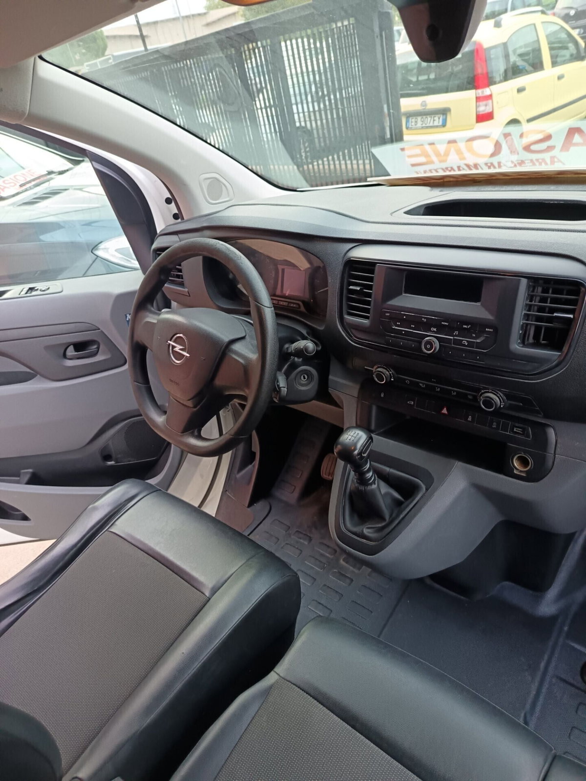 Opel Vivaro Furgone 1.5 Diesel 120CV S&S PL-TN M Furgone Enjoy (10)