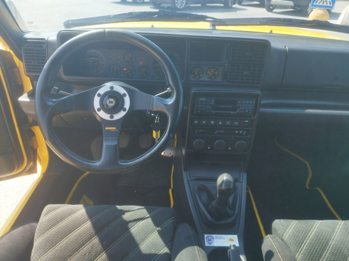 Lancia Delta turbo 16V cat HF integrale (8)