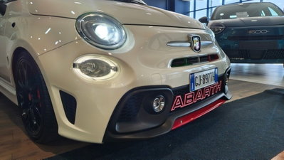 Abarth 595 595 1.4 Turbo T-Jet 160 CV Pista (12)