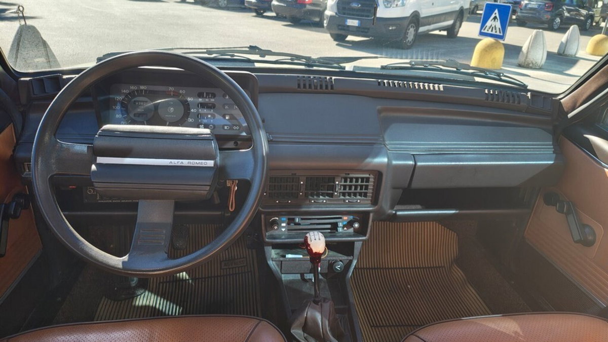 Alfa Romeo Giulietta 1.6 (8)
