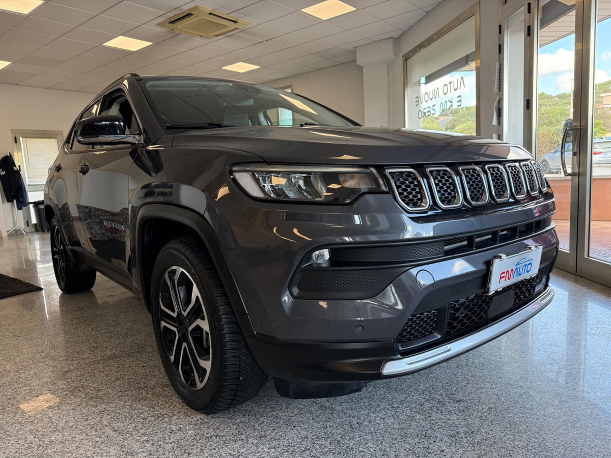 Jeep Compass 1.3 T4 190CV PHEV AT6 4xe Limited (4)