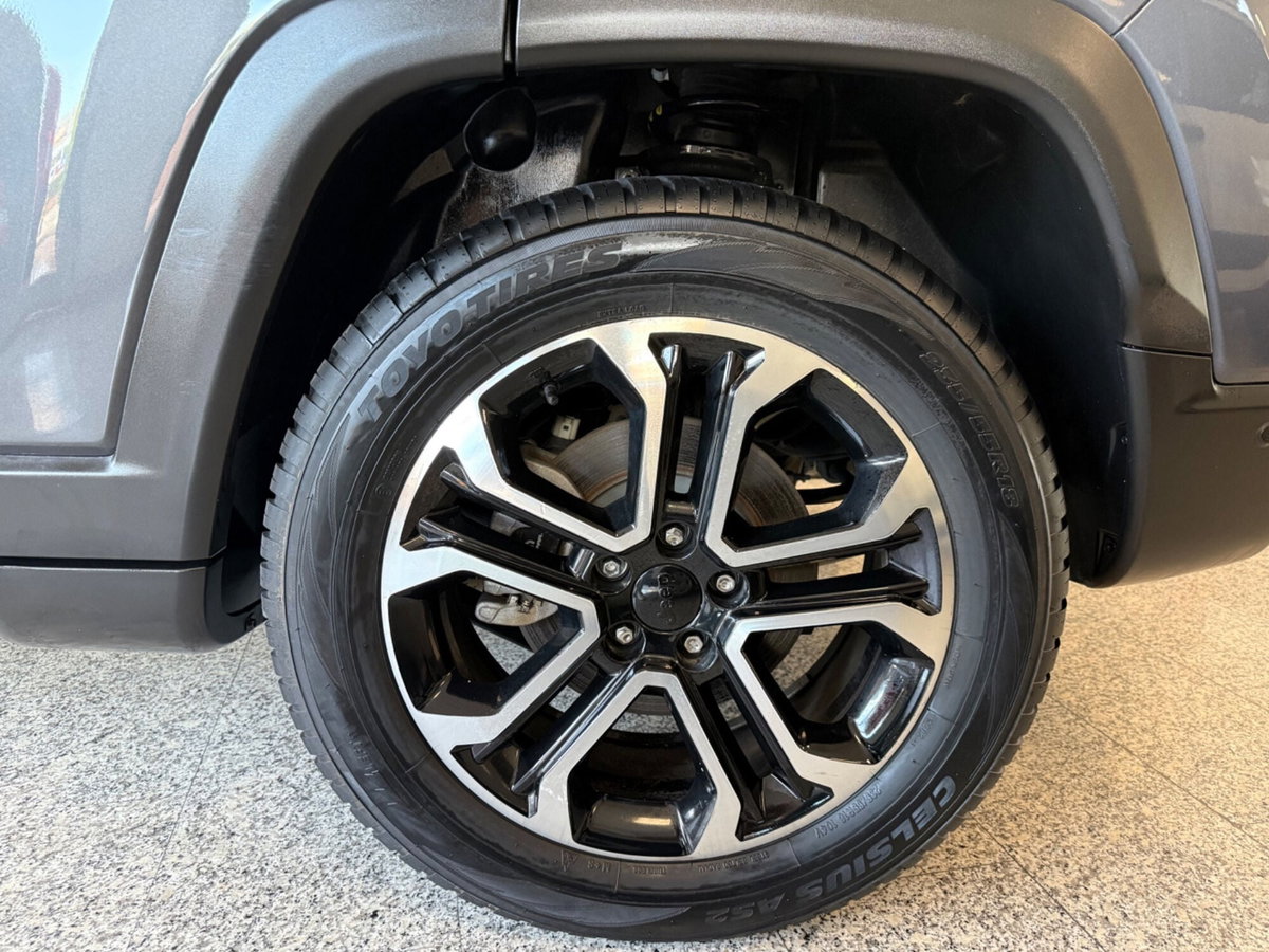 Jeep Compass 1.3 T4 190CV PHEV AT6 4xe Limited (7)