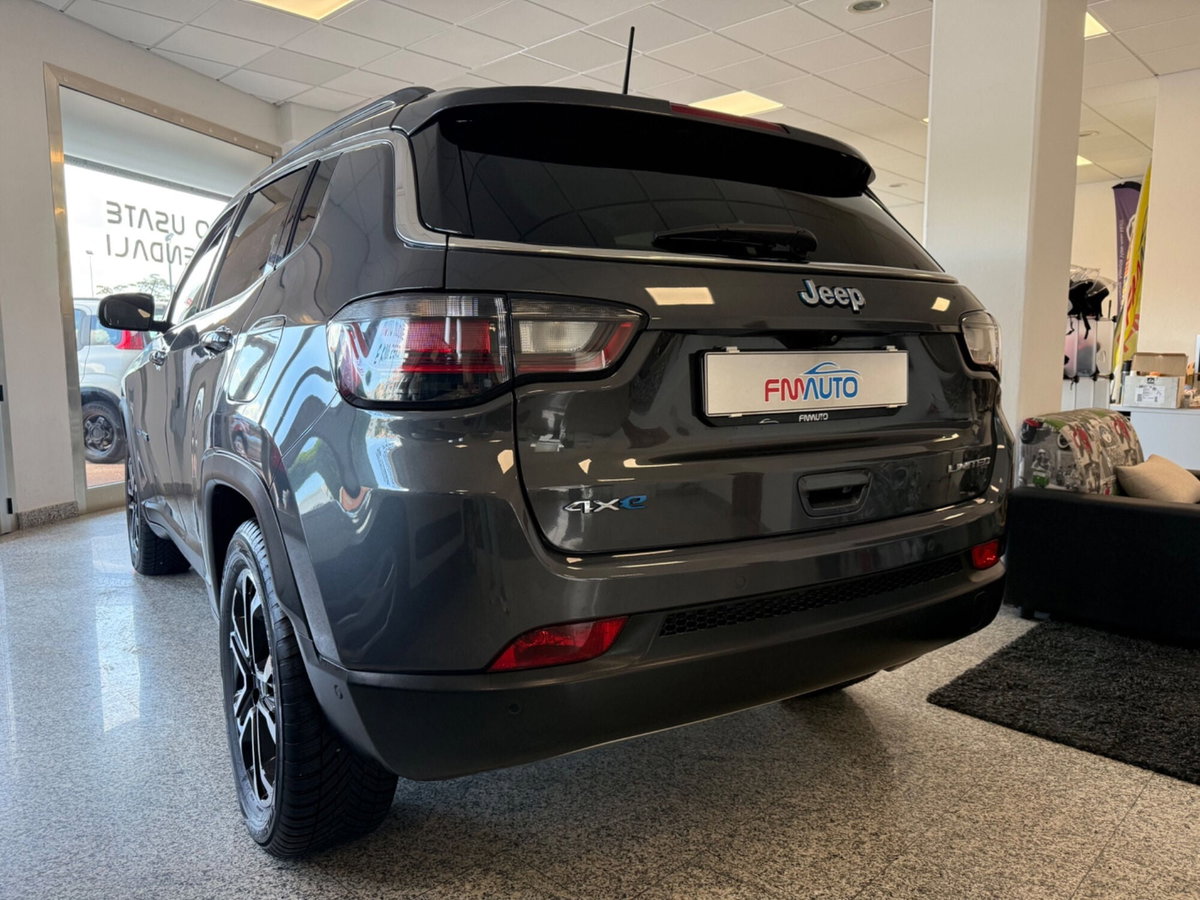 Jeep Compass 1.3 T4 190CV PHEV AT6 4xe Limited (8)