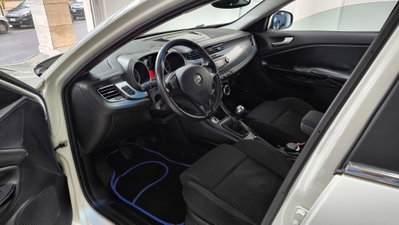 Alfa Romeo Giulietta 1.6 JTDm-2 Progression c/CL (13)