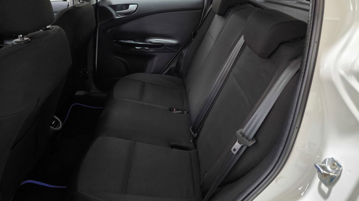 Alfa Romeo Giulietta 1.6 JTDm-2 Progression c/CL (16)