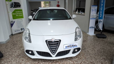 Alfa Romeo Giulietta 1.6 JTDm-2 Progression c/CL (2)