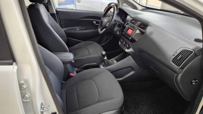 Kia Rio 1.2 CVVT 5p. Active (18)