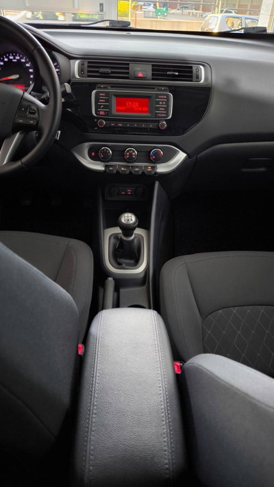 Kia Rio 1.2 CVVT 5p. Active (19)