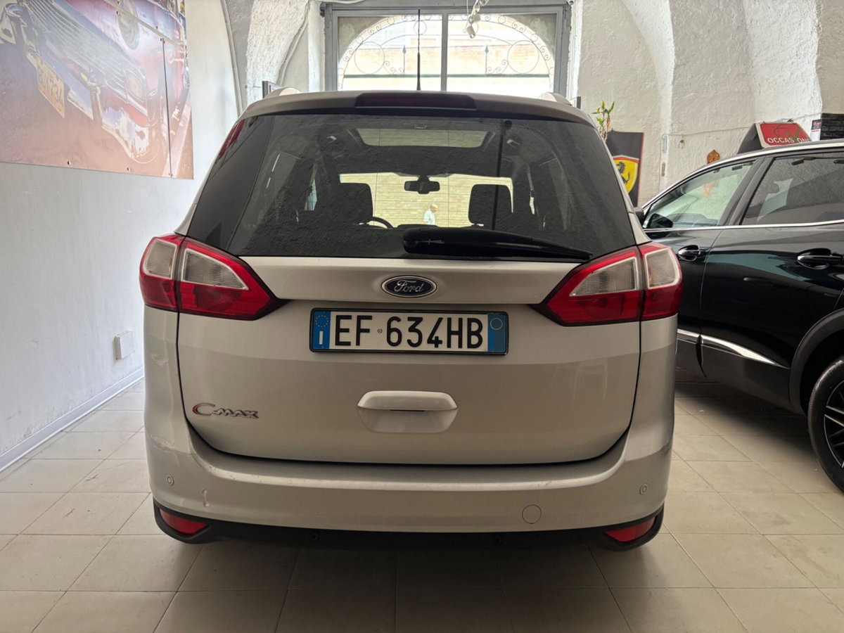 Ford C-Max 1.6 TDCi 115CV Titanium (10)