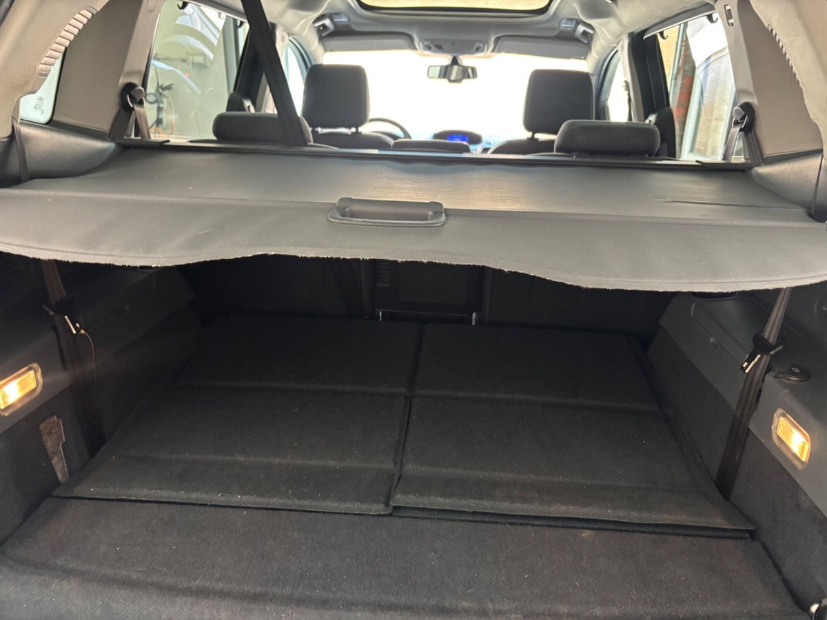 Ford C-Max 1.6 TDCi 115CV Titanium (15)