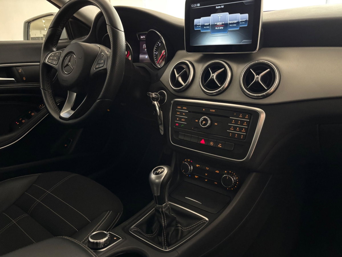 Mercedes-Benz CLA 180 CDI Sport (7)