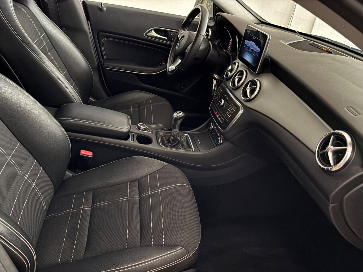 Mercedes-Benz CLA 180 CDI Sport (8)