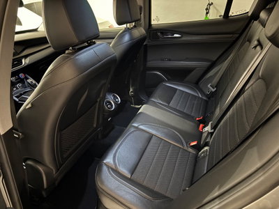 Alfa Romeo Stelvio Stelvio 2.2 Turbodiesel 180 CV AT8 RWD Super (16)