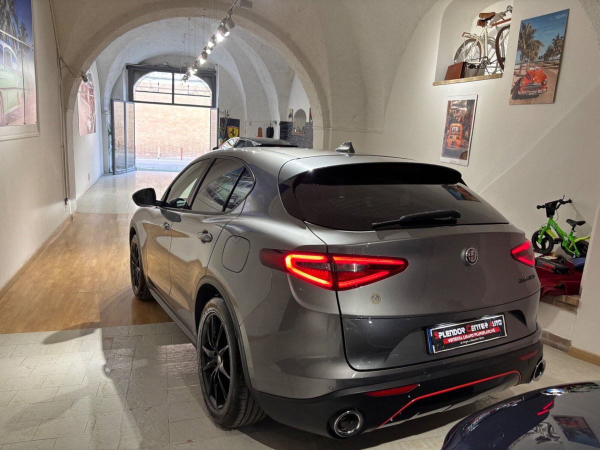 Alfa Romeo Stelvio Stelvio 2.2 Turbodiesel 180 CV AT8 RWD Super (3)