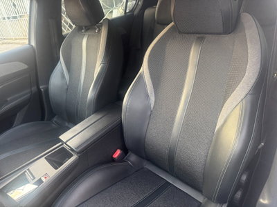 Peugeot 308 BlueHDi 130 S&S EAT8 Allure Pack (15)