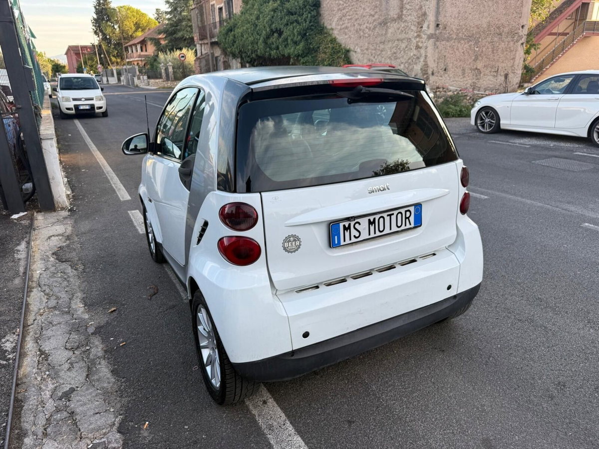 smart Fortwo 800 40 kW coupé passion cdi (10)