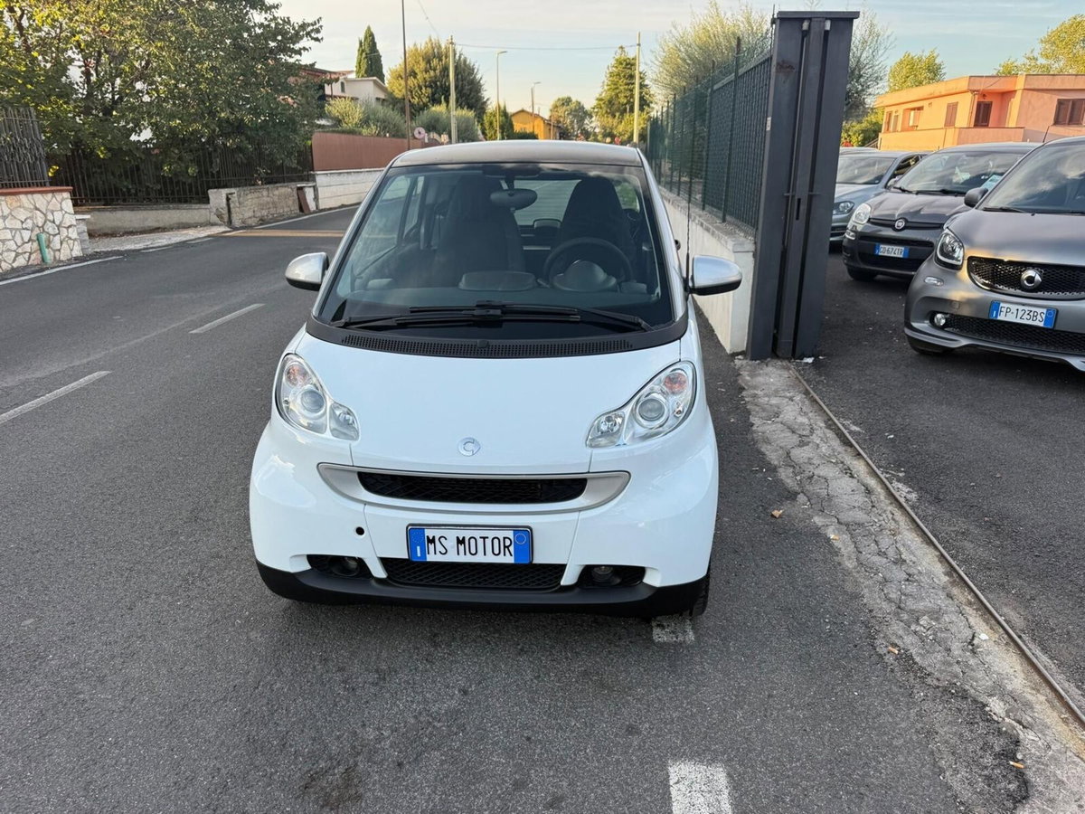 smart Fortwo 800 40 kW coupé passion cdi (8)