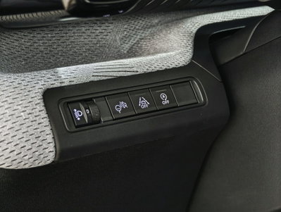 Citroen C3 1.2 turbo Max 100cv s&s (13)