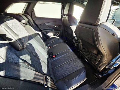 Peugeot 3008 BlueHDi 130 S&S EAT8 GT Line (14)