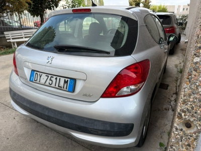 Peugeot 207 VTi 95CV 3p. X Line (6)