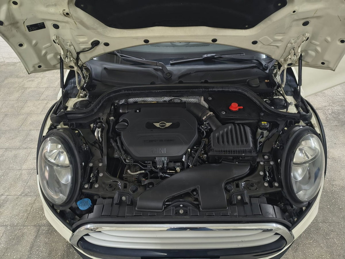 MINI Mini 1.5 Cooper D (15)