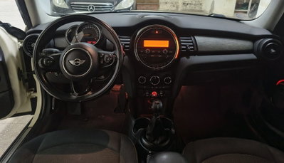 MINI Mini 1.5 Cooper D (18)