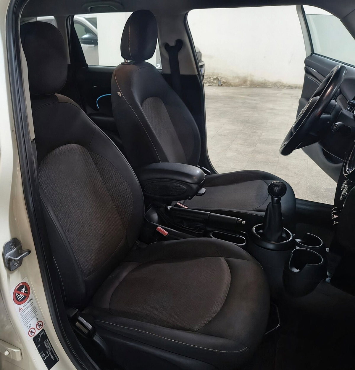 MINI Mini 1.5 Cooper D (19)