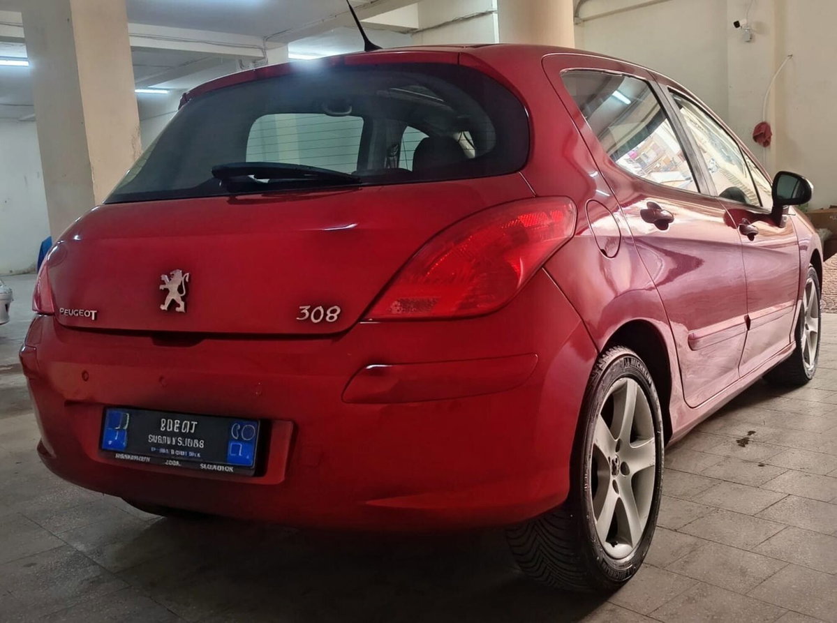 Peugeot 308 1.6 HDi 110CV 5p. Premium 