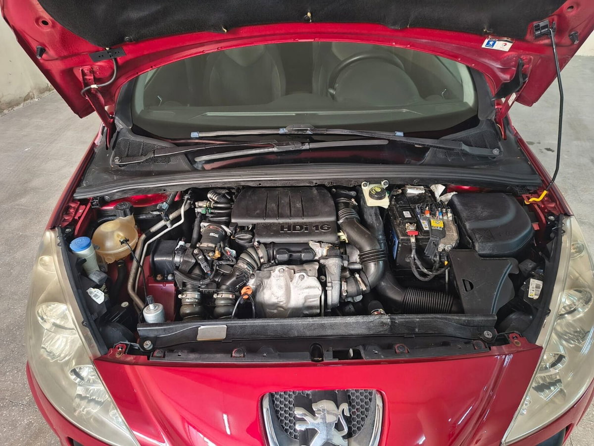 Peugeot 308 1.6 HDi 110CV 5p. Premium 