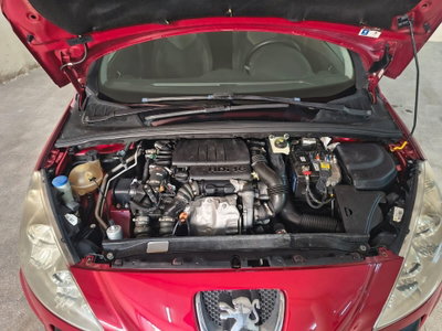 Peugeot 308 1.6 HDi 110CV 5p. Premium 
